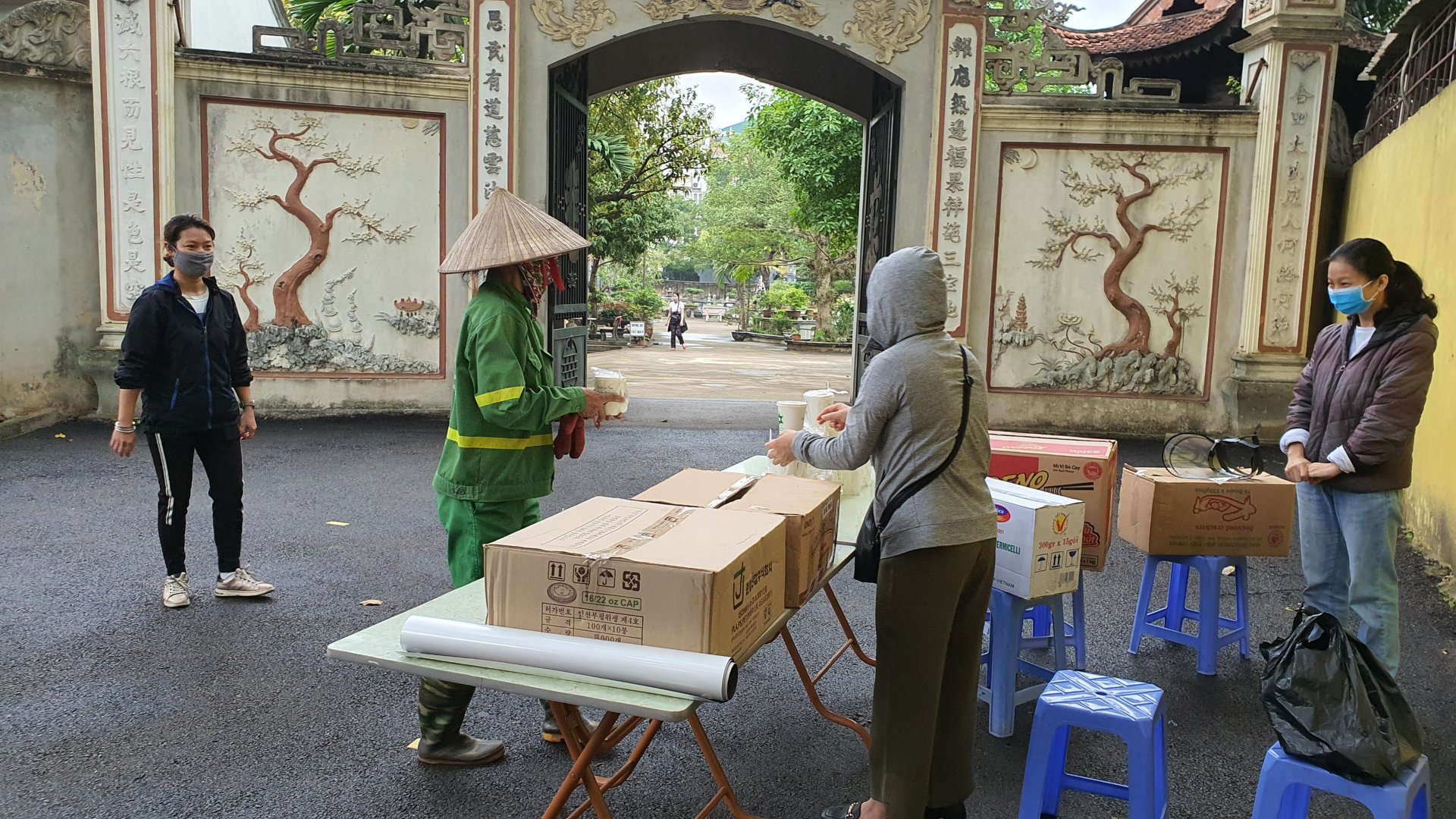 Hãy cùng Thiền Việt chia sẻ khó khăn với các hoàn cảnh khó khăn trong mùa dịch nCoV