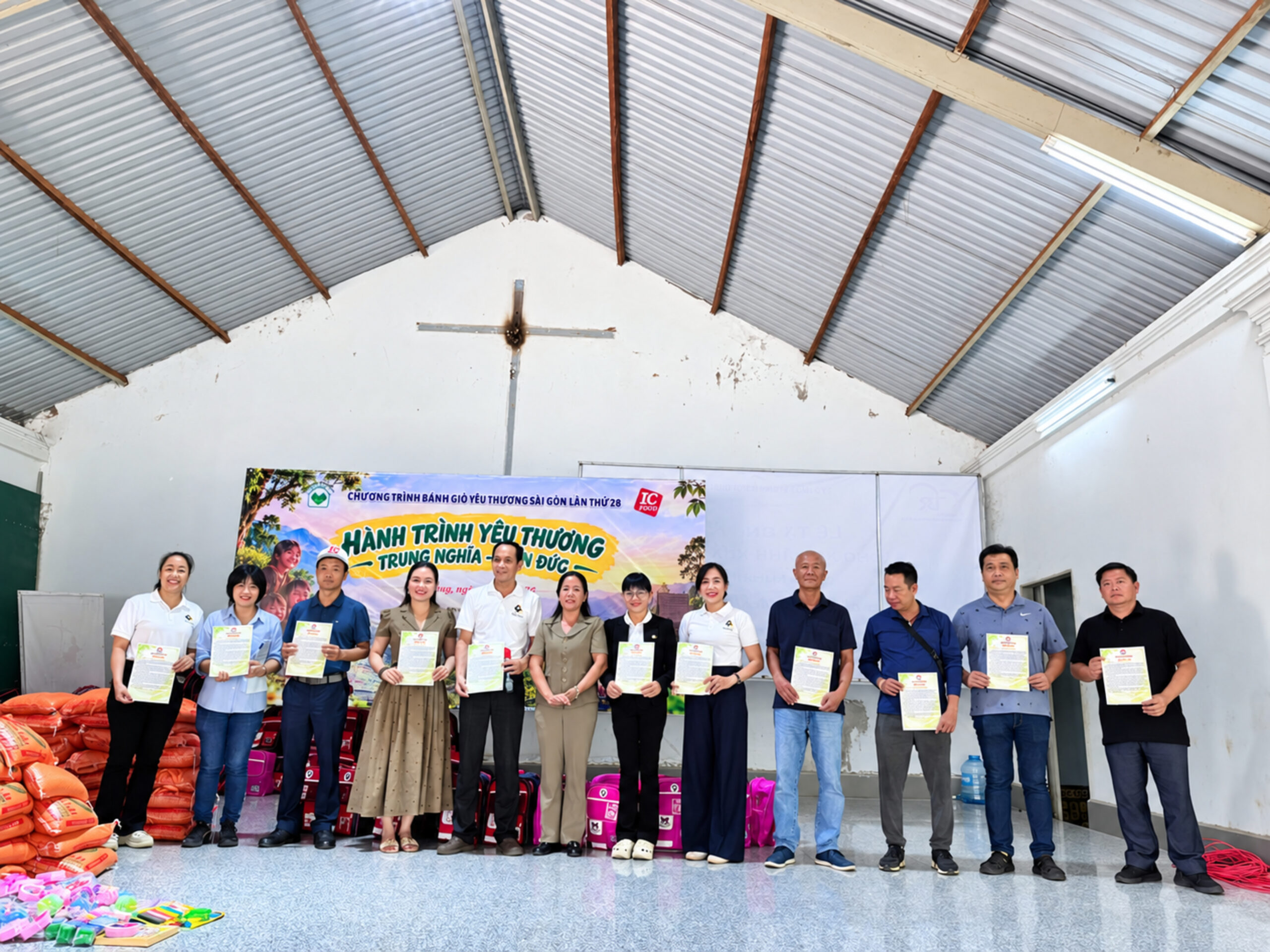 Thiền Việt Sài Gòn đồng hành chương trình thiện nguyện Quý III cùng CLB Bánh Giò Yêu Thương 5 Thiền Việt Sài Gòn đồng hành chương trình thiện nguyện Quý III cùng CLB Bánh Giò Yêu Thương